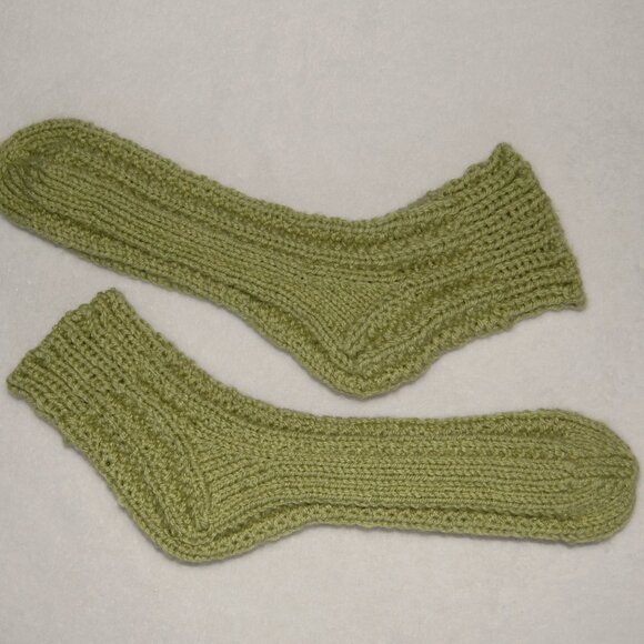 NEW Handmade Ankle Socks, Green, Women Size M (US 8.5) - Picture 6 of 6